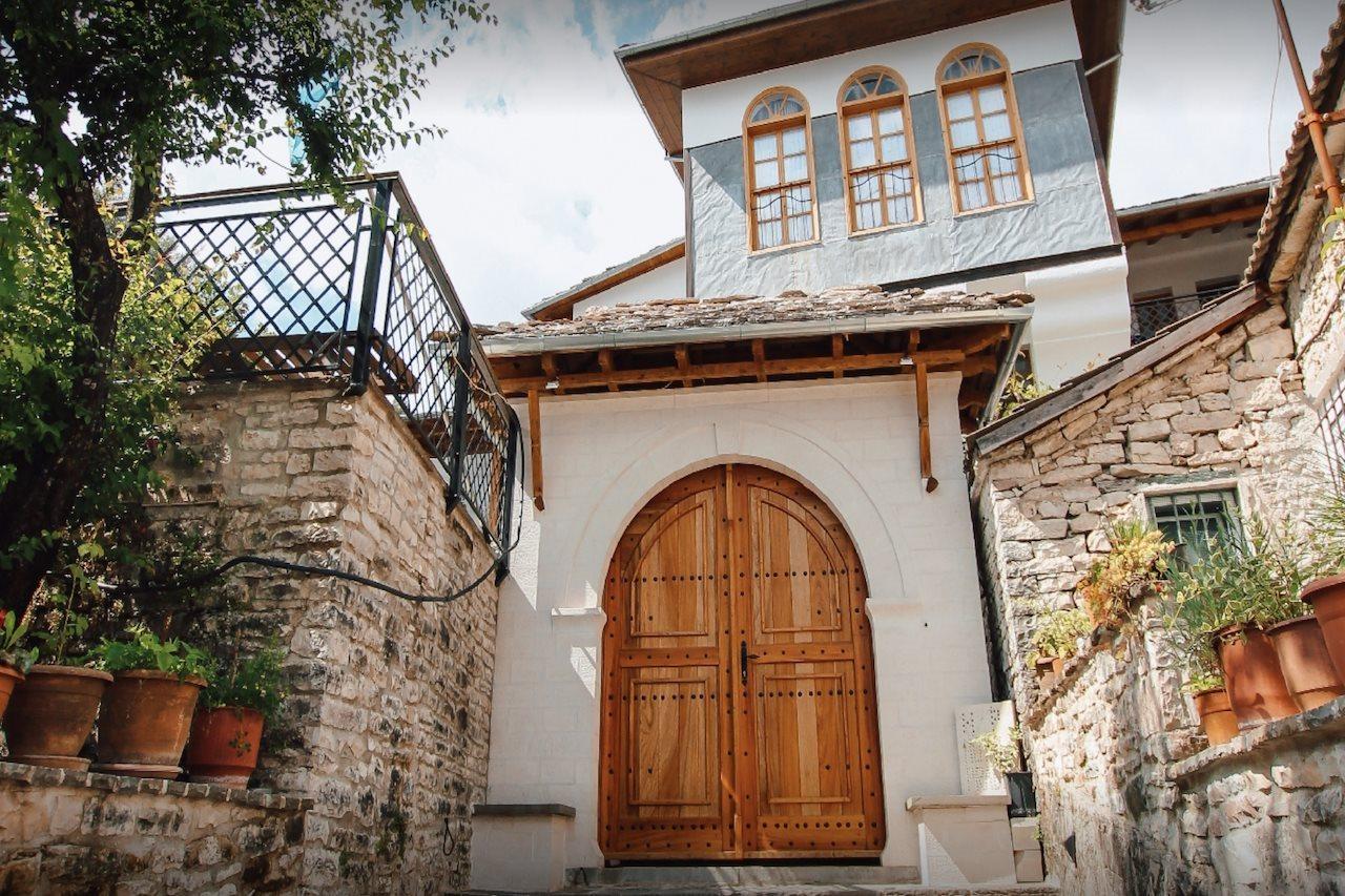 Boutique Hotel Praga Gjirokastër Exterior foto