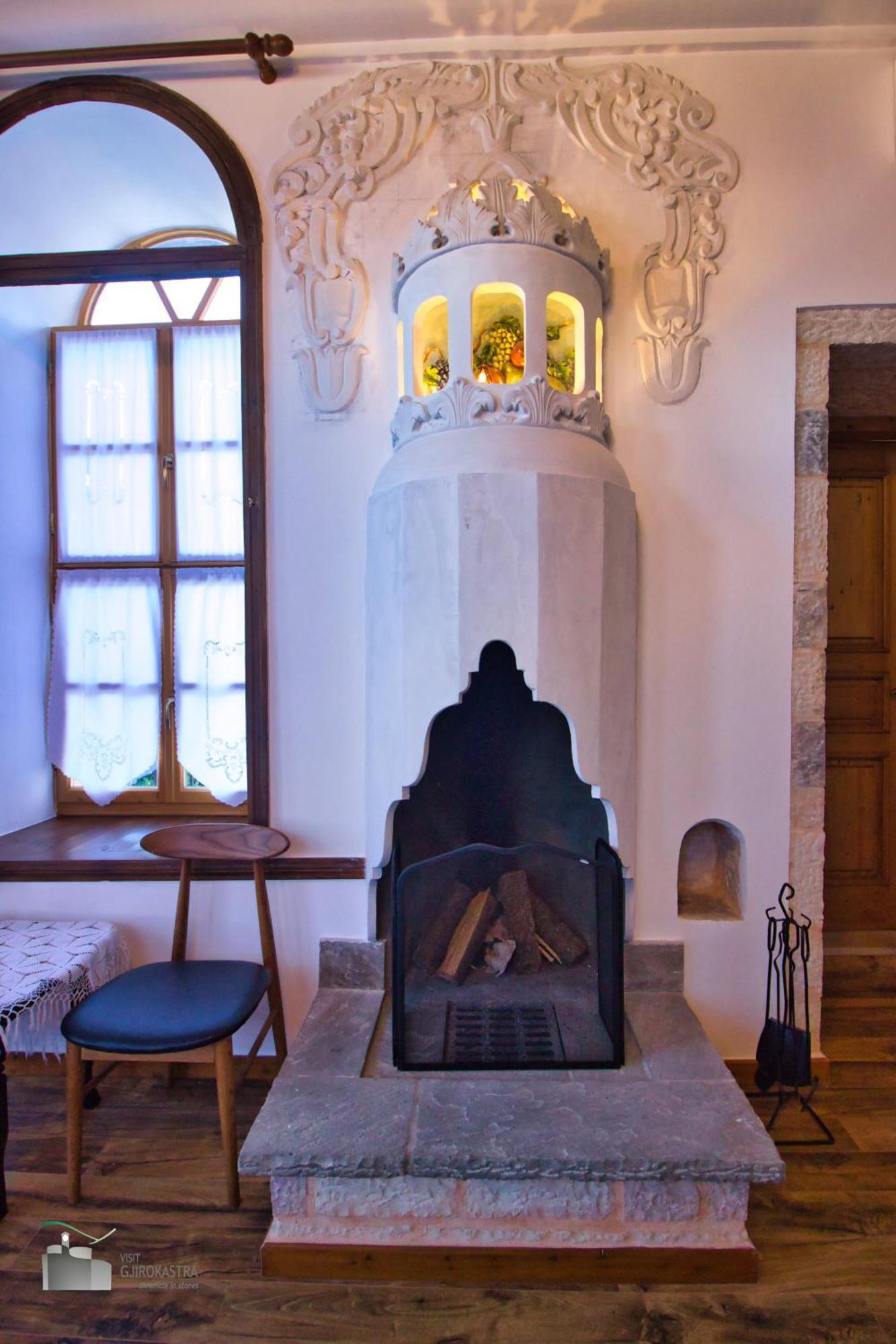 Boutique Hotel Praga Gjirokastër Quarto foto